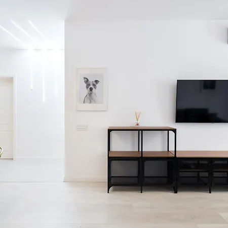 Viapipera - Modern On Pipera Blvd * Bucareste