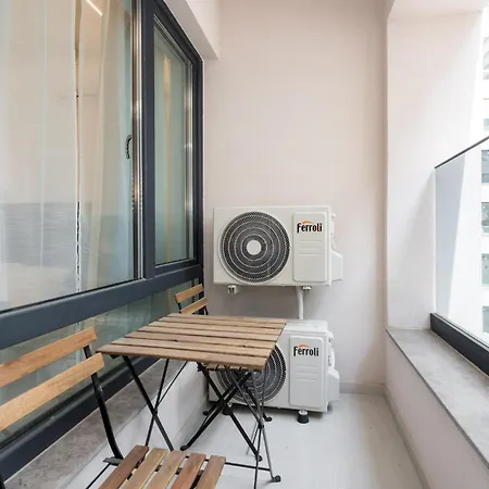 Viapipera - Modern On Pipera Blvd Bukareszt