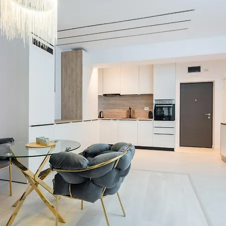 Viapipera - Modern On Pipera Blvd